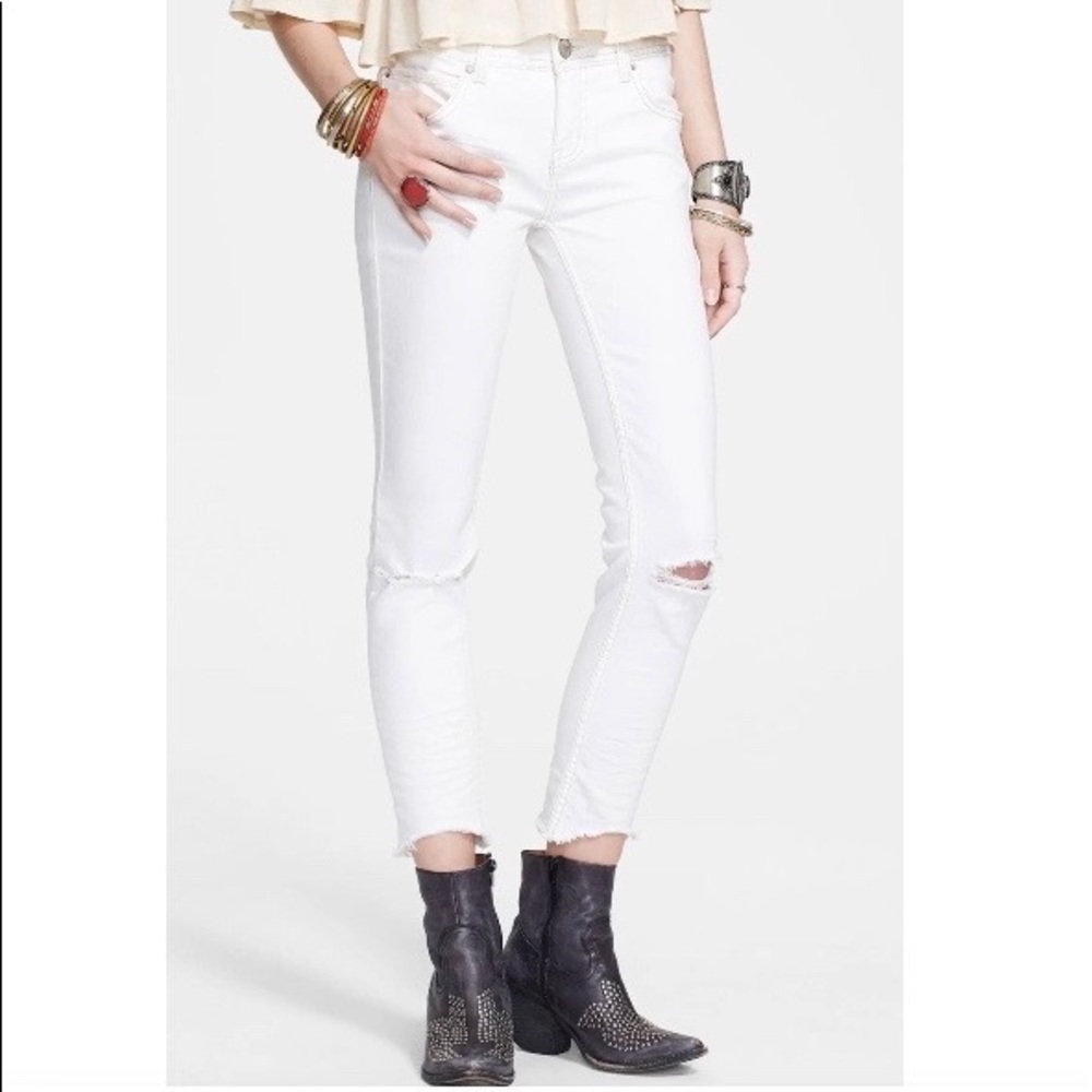 NEW Free People Busted Knee Denim Jeans Distressed Hong White Skinny Ankle 29